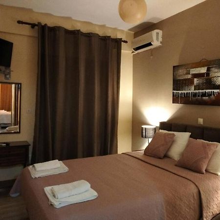 Helens Apartment تولو المظهر الخارجي الصورة