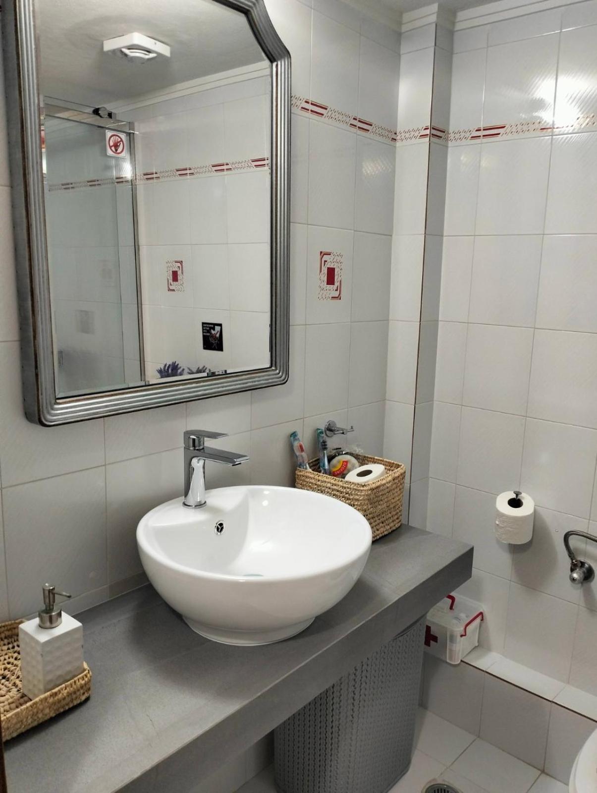 Helens Apartment تولو المظهر الخارجي الصورة